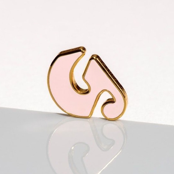 GLOSSIER ISO ITEM!!!! - Picture 2 of 3